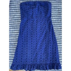 Blue strapless dress